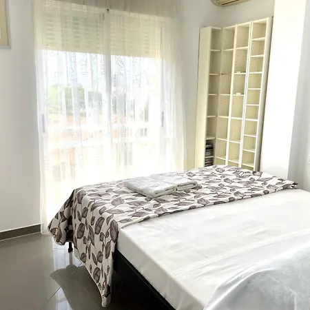 Duplex Jardines De I * דניה